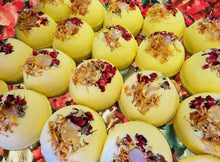 Load image into Gallery viewer, Citrine Luck & Prosperity Aromatherapy Reiki Crystal Bath Bomb VEGAN