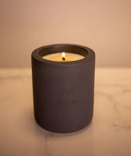 Load image into Gallery viewer, Unwind Aromatherapy Soy Scented Candle - 1 Wick

