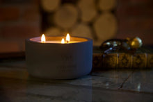 Load image into Gallery viewer, 3 Wick Unwind &amp; Refresh Aromatherapy Soy Scented Candle
